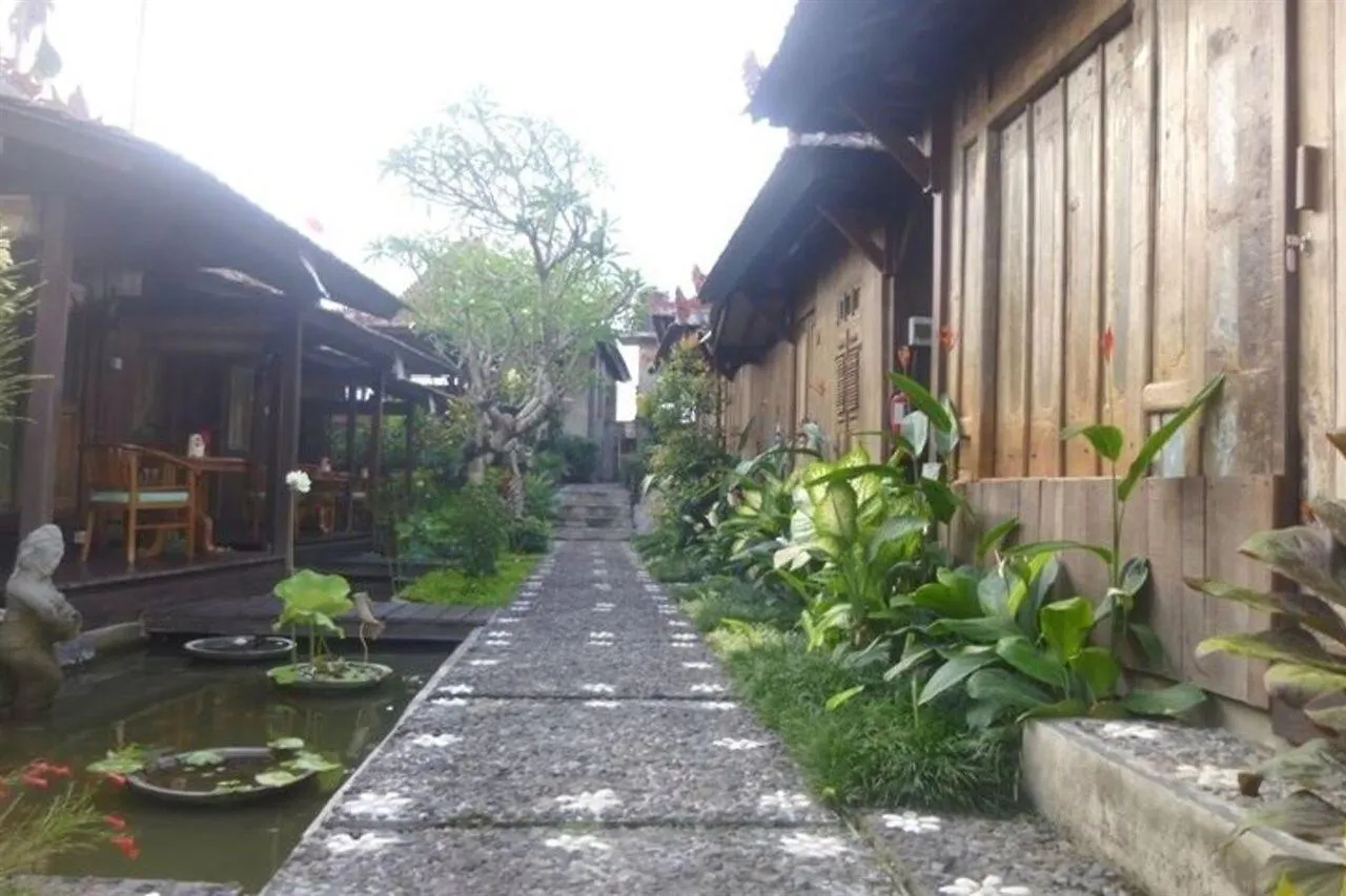 Joglo Taman Sari Hotel Ubud  Holiday park