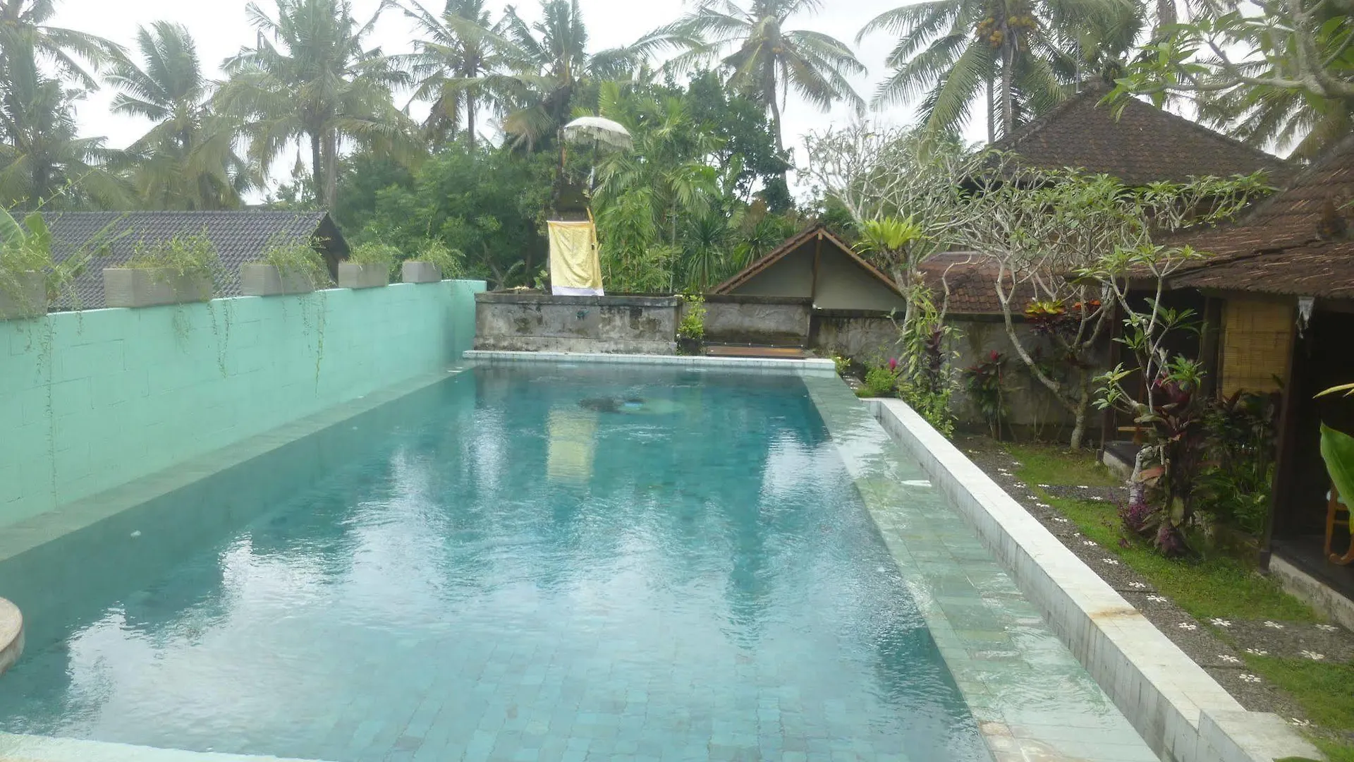 Joglo Taman Sari Hotel Ubud  Holiday park