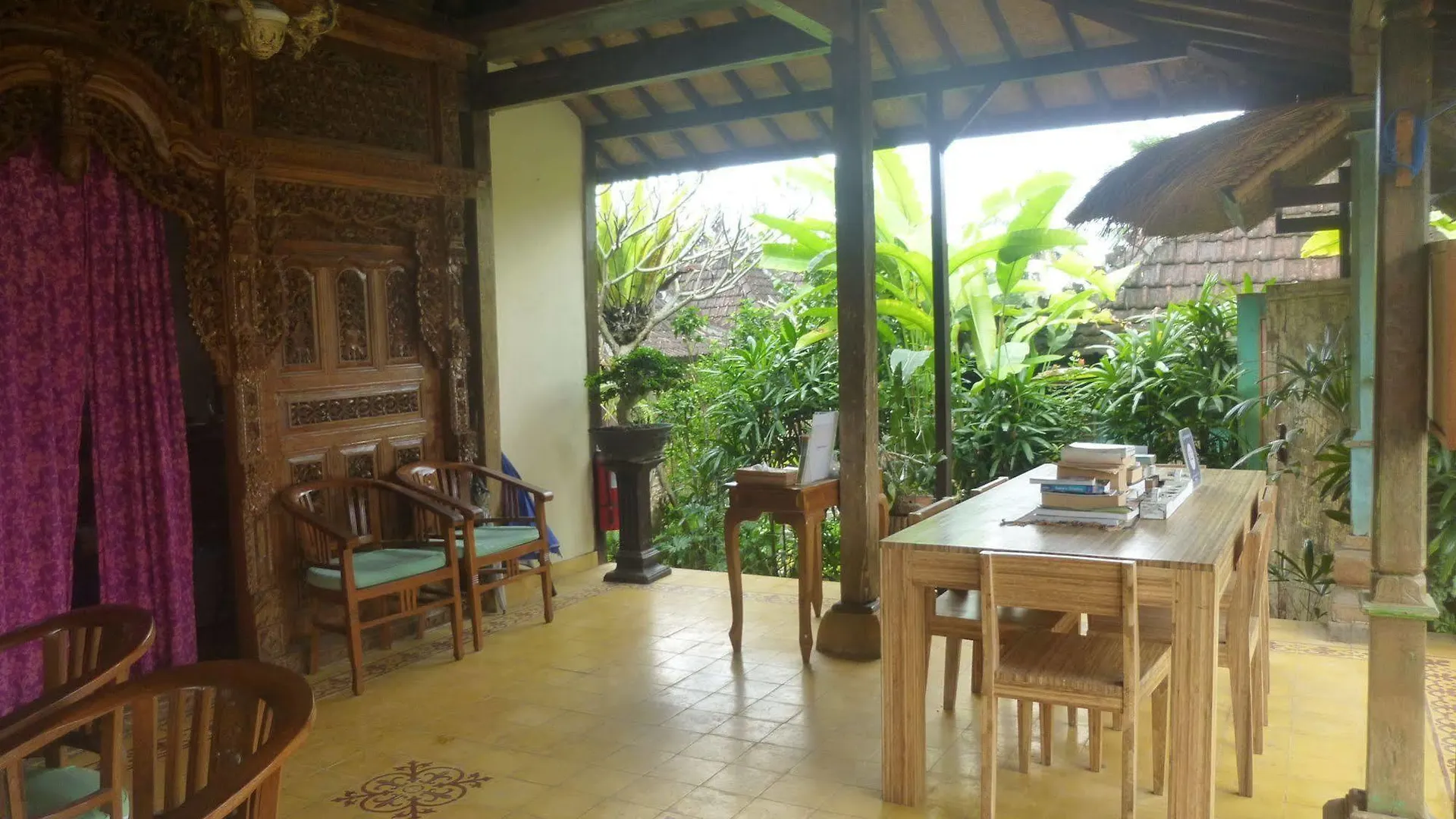 **** Kompleks wypoczynkowy Hotel Joglo Taman Sari Ubud Indonezja